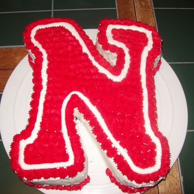 Nebraska Cornhuskers Cake