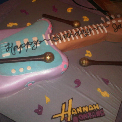 Hannah Montana Guitar Cake