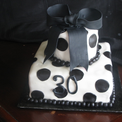 Black And White Polk A Dot