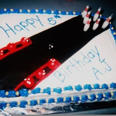 Bowling Cake