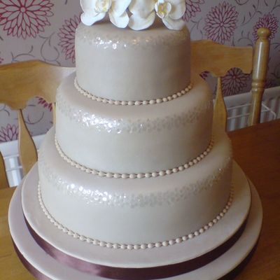 Wedding Cake With Edible Sequins