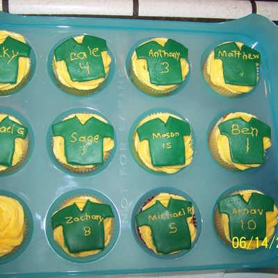 Tball Cupcakes