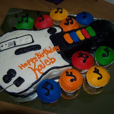 Guitar Hero Cake & Cupcakes