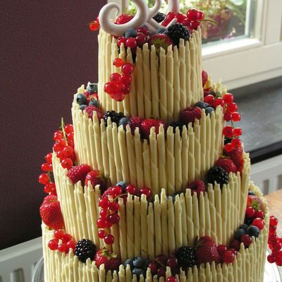 White Chocolate And Red Fruits