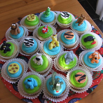 Jungle Animal Cupcakes