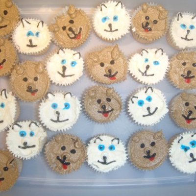 Puppy Dog Cup Cakes