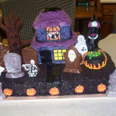 Haunted House And Graveyard