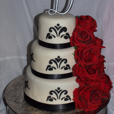 Black And White Wedding Cake