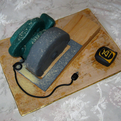 Circular Saw Cake