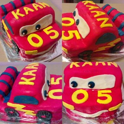 Lightning Mcqueen Cake