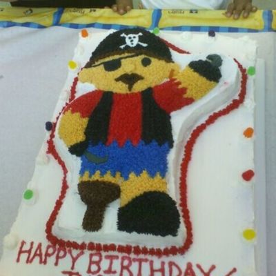 Its A Pirate!!!