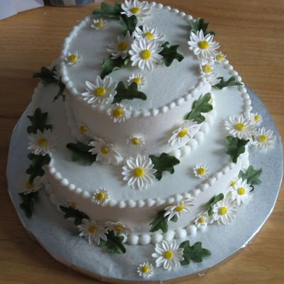 Daisy Wedding Cake