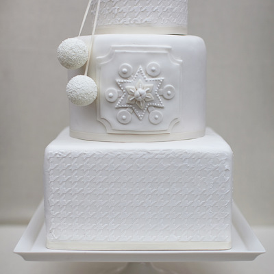 Winter White Wedding Cake