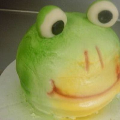 Frog Head Cake