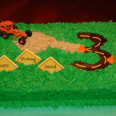 Tractor Cake