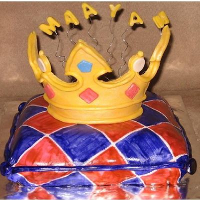Princess' Crown Cake