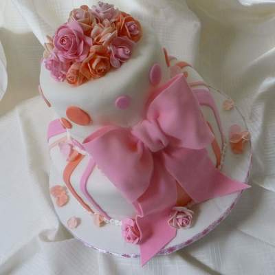 Peach & Pink Wedding Cake