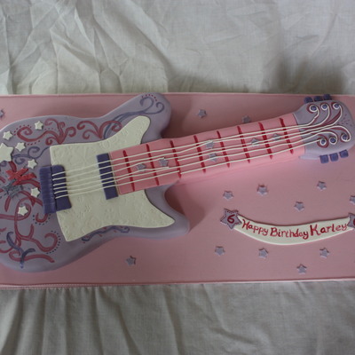 Hannah Montana Guitar Cake