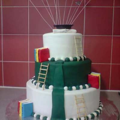 Year 10 Class Of 2009 Graduation Cake