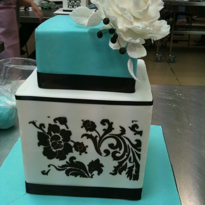 2 Tier Extended Square Wedding Cake