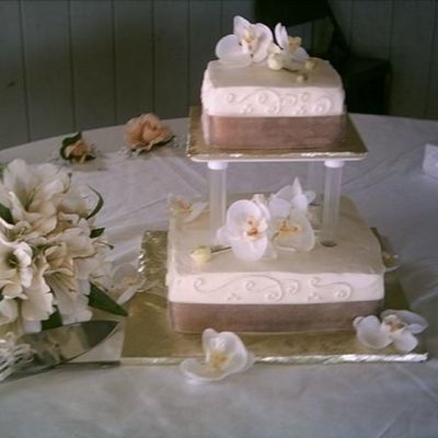 Square Wedding Cake W/tonedna Scrolls