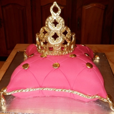 Pillow And Crown