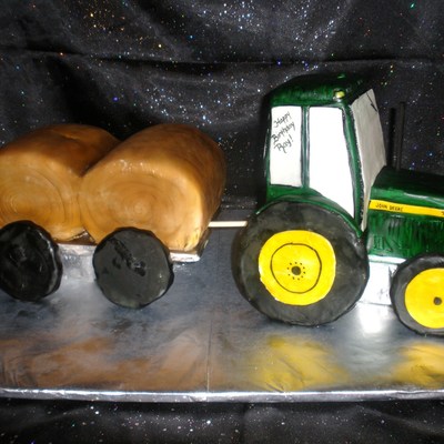John Deere Tractor With Trailer And Round Hay Bales