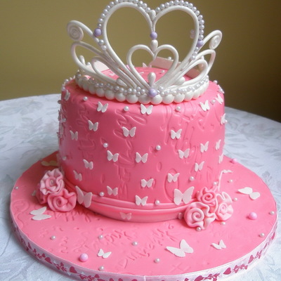 Tiara Cake
