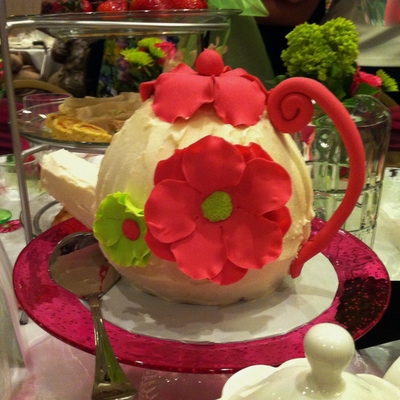 Teapot Cake