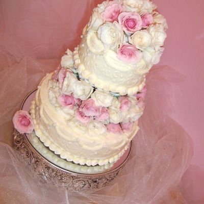 Buttercream Rose Cake