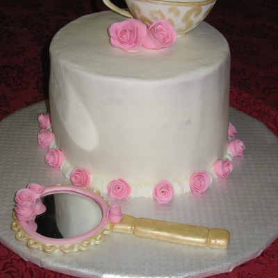 Vintage Teacup & Mirror With Roses