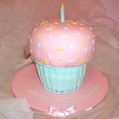Cupcake Cake