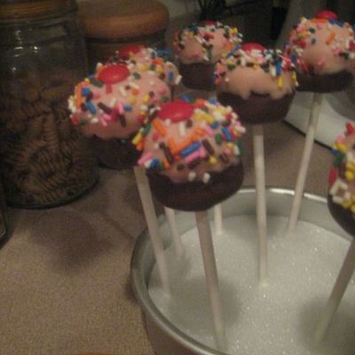 First-Time Cupcake Pops