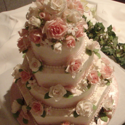 Sugar Flowers On Hex And Round Cake