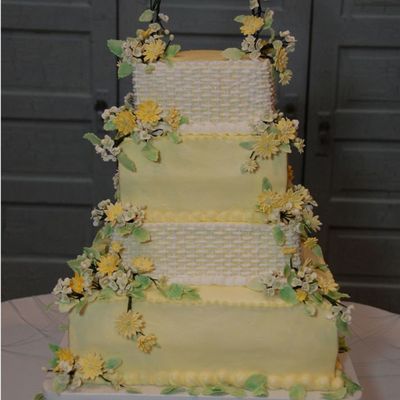 Basket Weave Wedding Cake