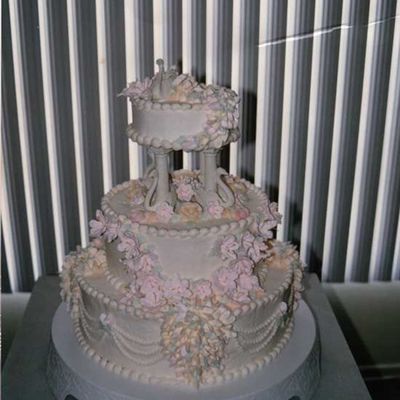 Wedding Cake From 17 Years Ago