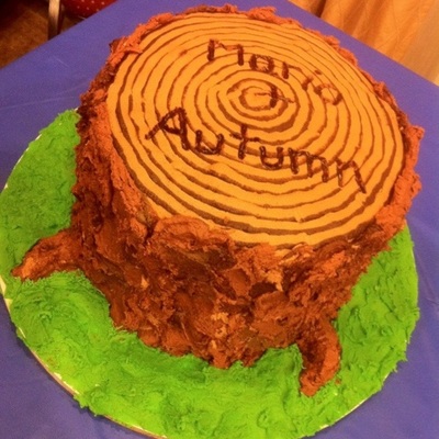 Tree Trunk Groom's Cake