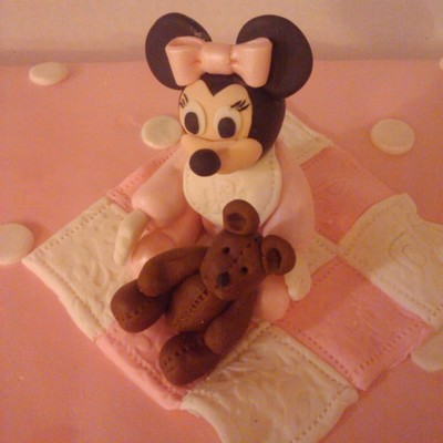 Minnie Mouse Baby Shower Cake