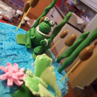 Pond Cake