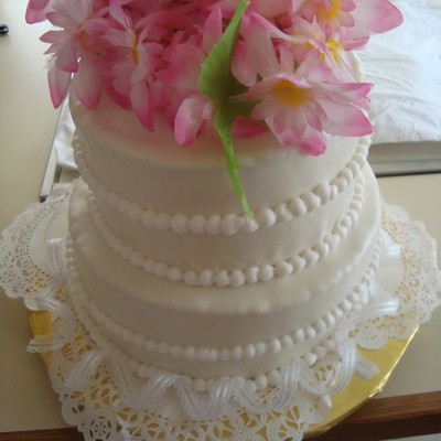 Plain White Anniver. Cake Mainly..