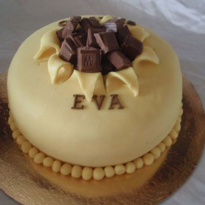 Explosion Cake