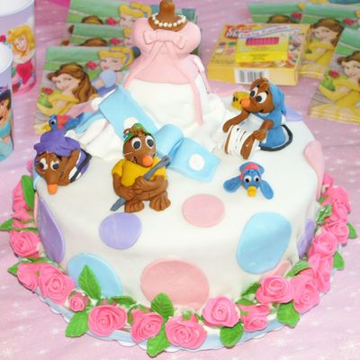 Cinderella And Her Mice Friends