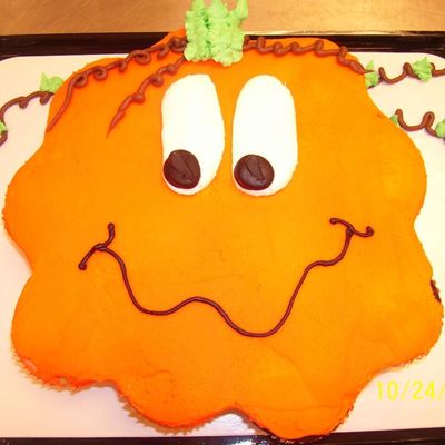 Pumpkin Cupcake Cake