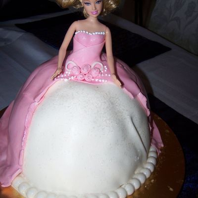 Barbie Cake