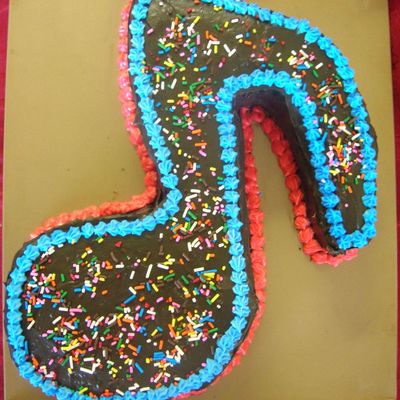 Music Note Cake