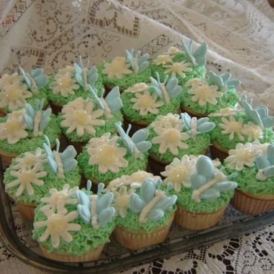 Mother's Day Butterfly Cupcakes