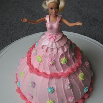 Barbie Cake