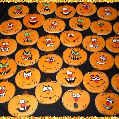 Funny Face Pumpkin Cookies..