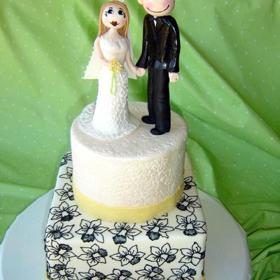 Two Tier Black & White W/ Sugar Dough Couple...