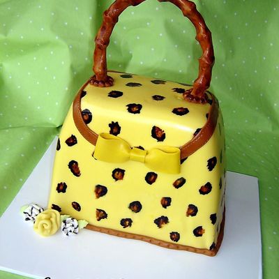 Leopard Print Purse W/ Bamboo Handle...